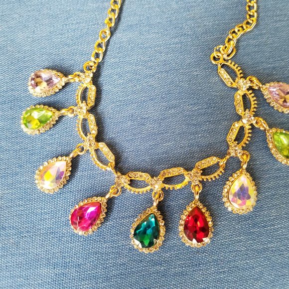 🦚Colorful Clavicle Necklace - NWOT🦚 - Picture 10 of 11